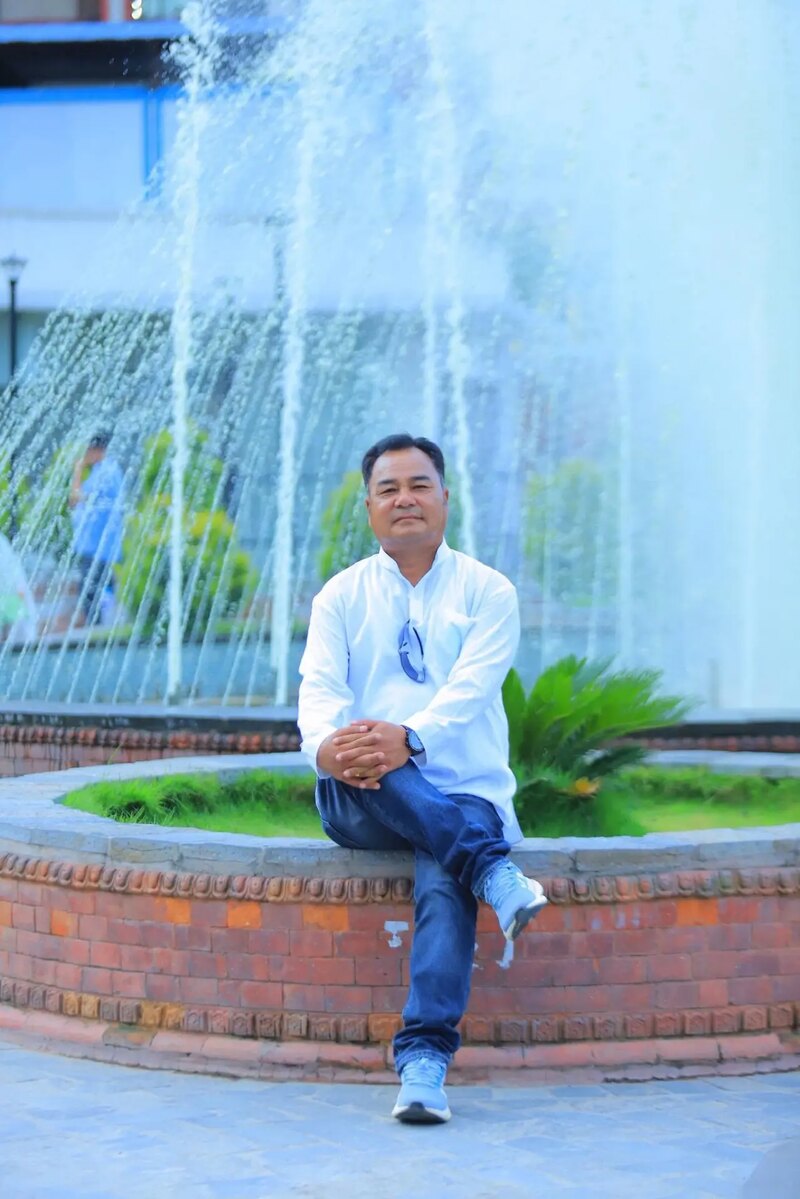 Hom Bahadur Khapung